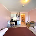 Apartman Rotermanni District Bee *