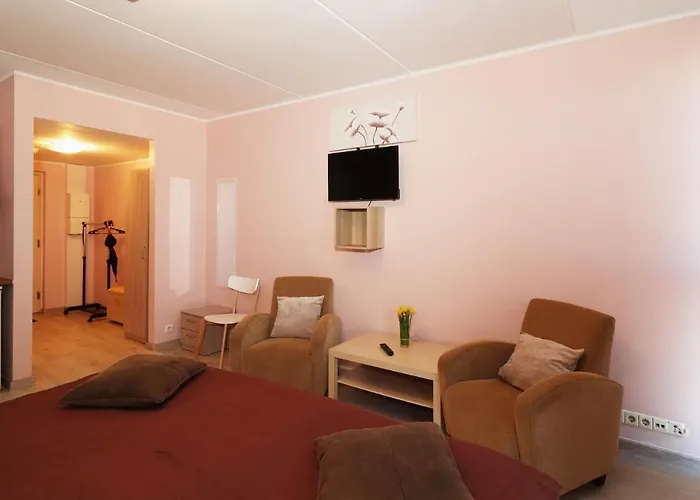 Rotermanni District Bee *